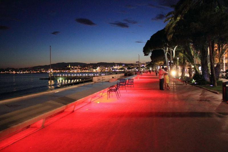 Beautiful And Cozy Apartment In The Heart Of Cannes Luaran gambar