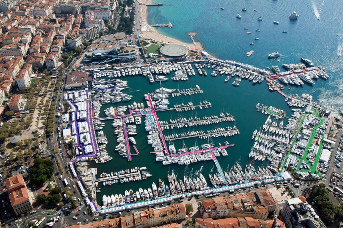 Beautiful And Cozy Apartment In The Heart Of Cannes Luaran gambar